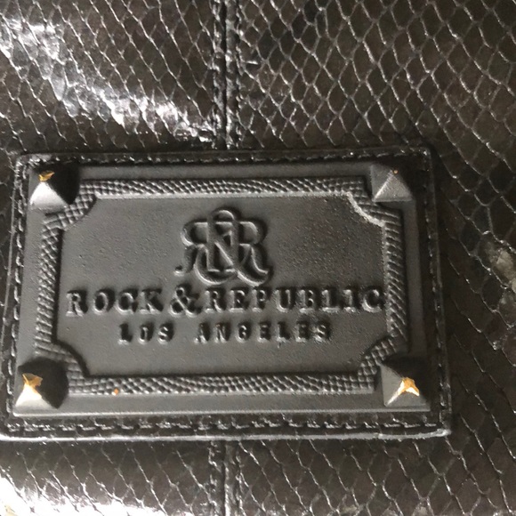 Rock & Republic snakeskin clutch - Picture 8 of 8